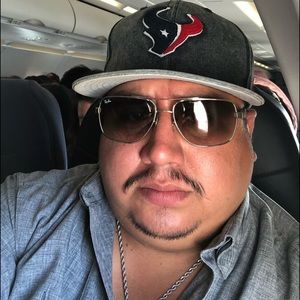 Meet your Posher, Omar